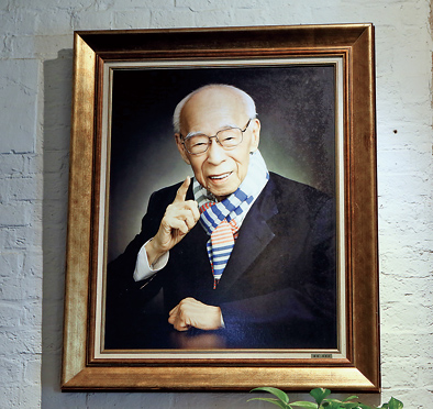 著名国学大师饶宗颐在香港逝世（转自新华每日电讯）